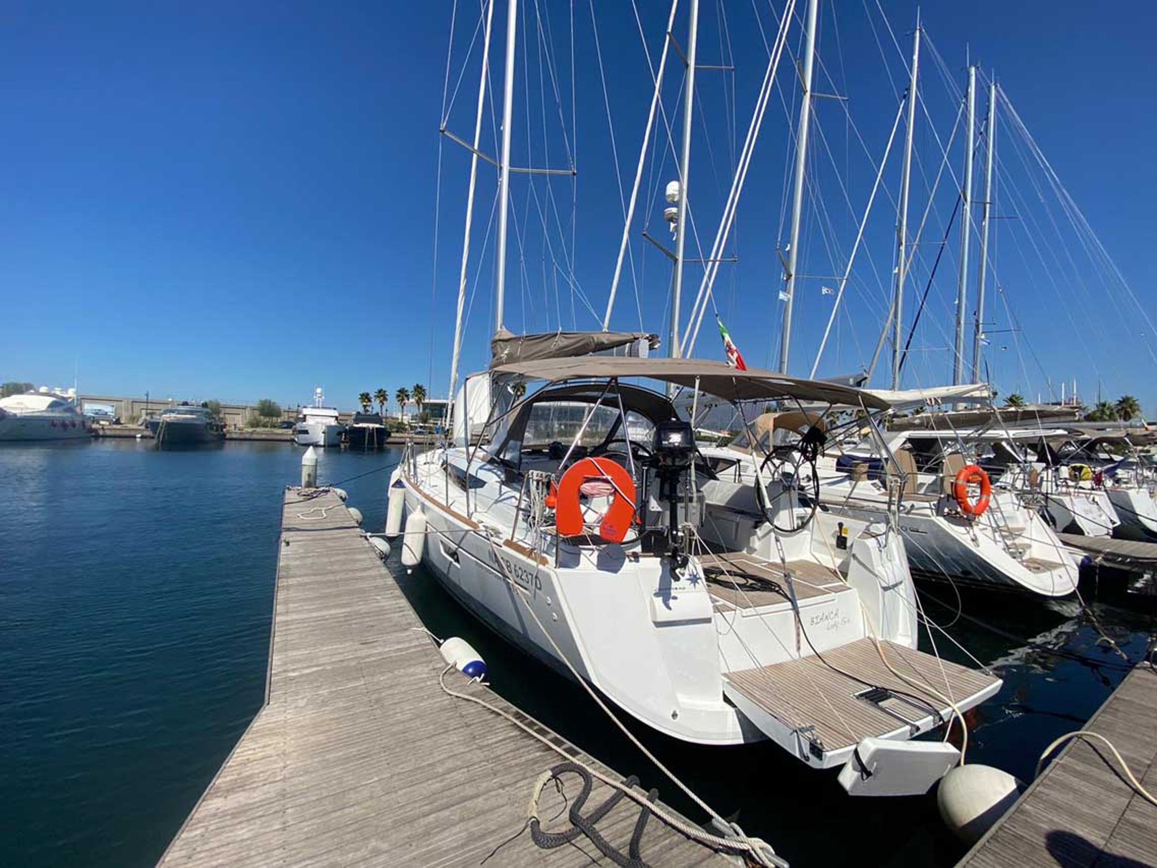 Sun Odyssey 519 - 5 + 1 cab. Bianca Lady Gio