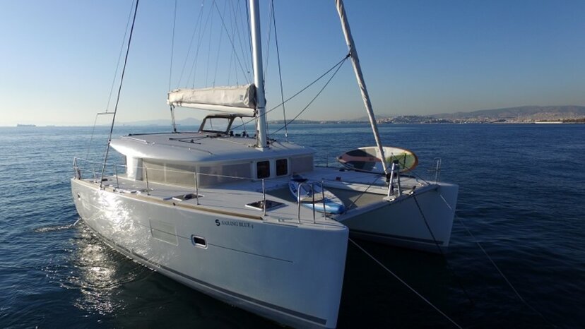 Lagoon 400 S2 - 4 + 1 cab. Sailing Blue 4
