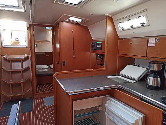 Bavaria Cruiser 45 - 4 cab. Saffron
