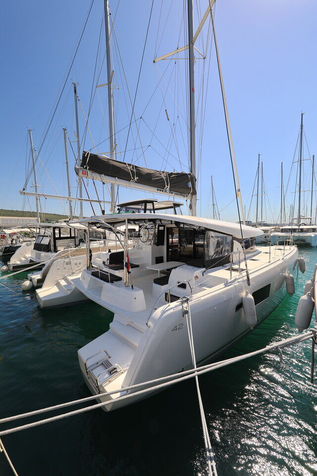 Lagoon 42 - 4 + 2 cab. Zeus