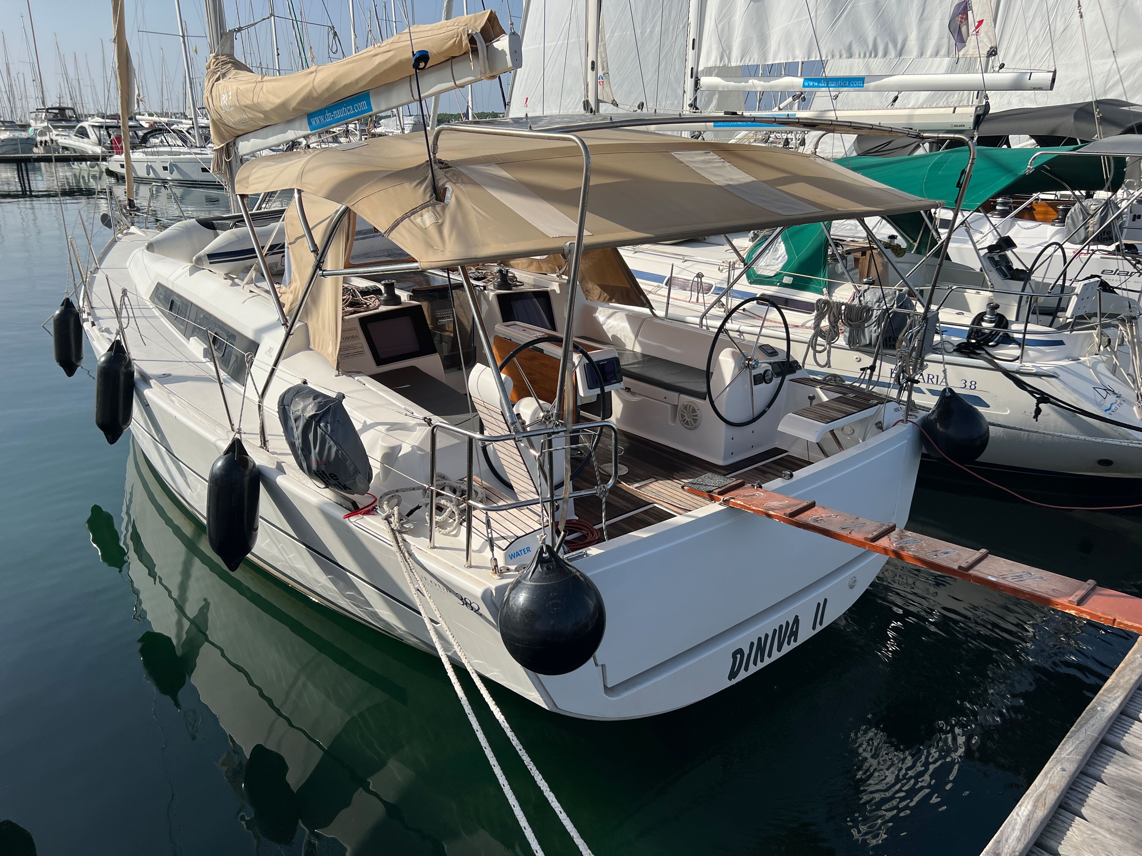 Dufour 382 GL Diniva II