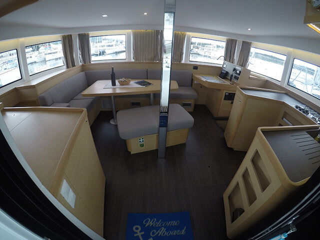 Lagoon 42 - 4 + 2 cab. Aymeline