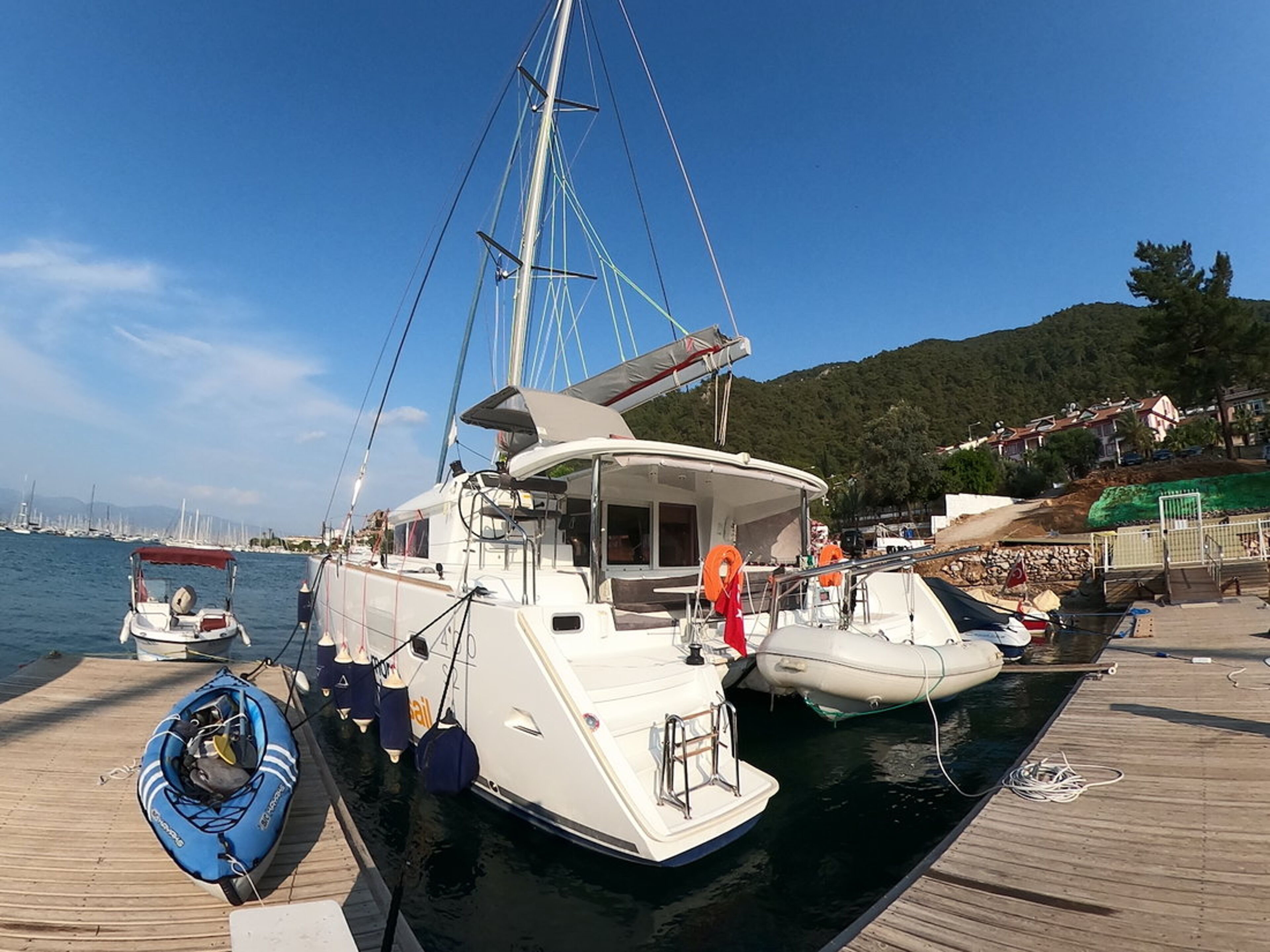 Lagoon 400 S2 - 4 + 2 cab. Suncity 2