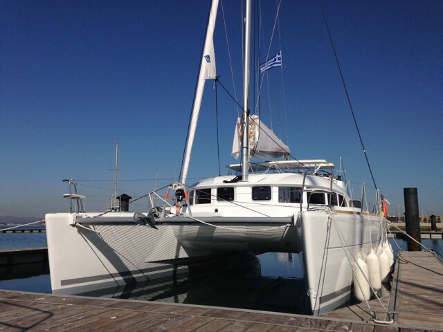 Lagoon 380 S2 - 4 cab. Thalassaki