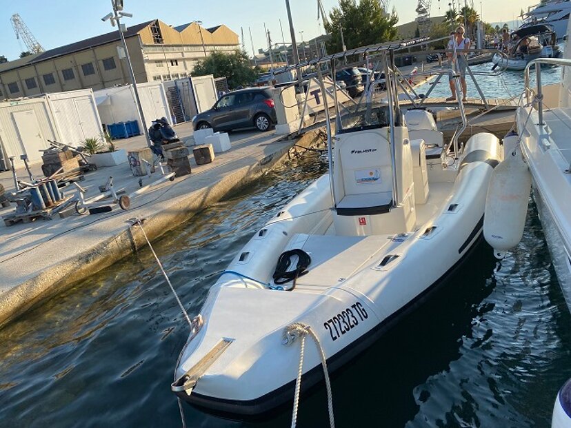 RIB Falkor 22 nn