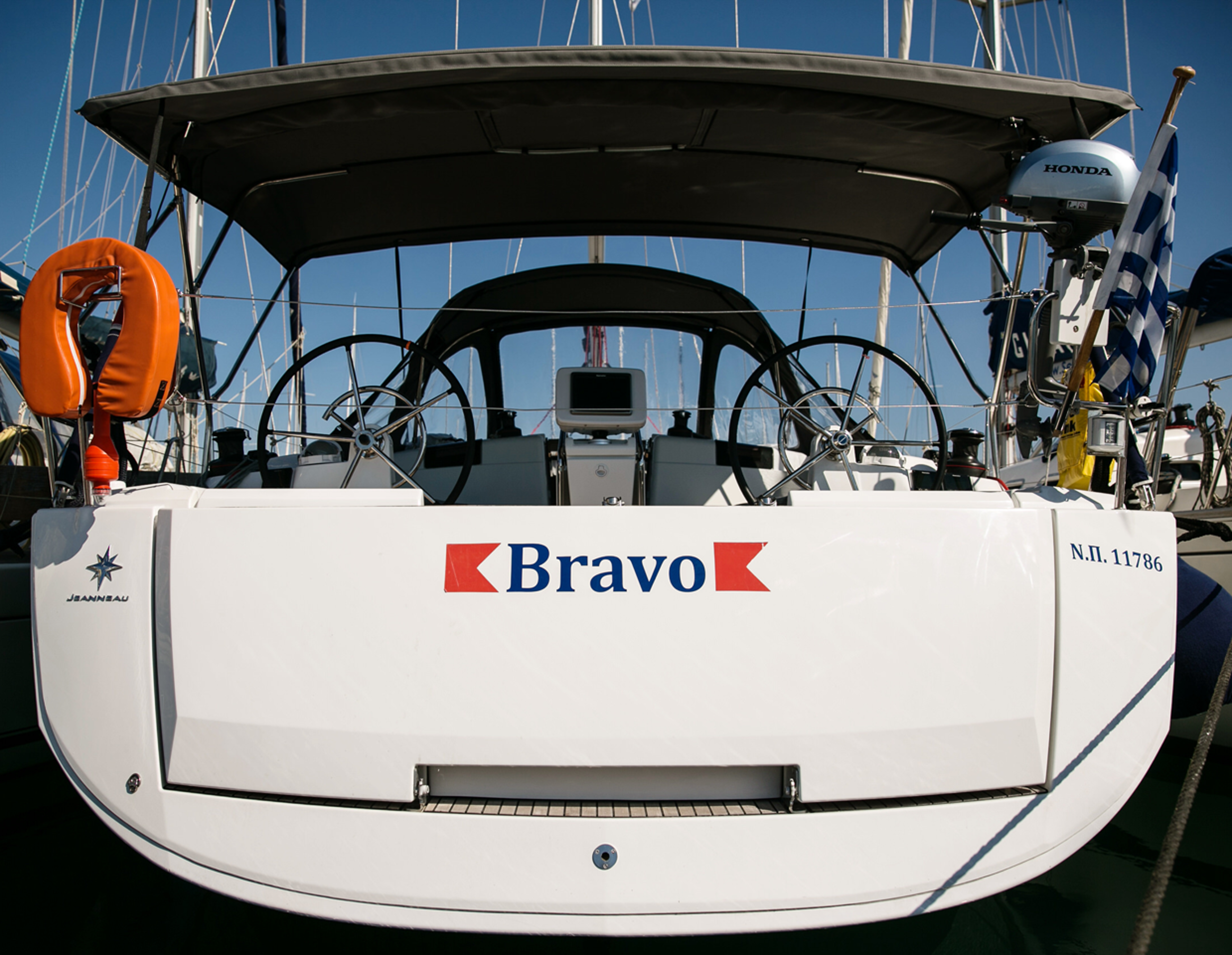 Sun Odyssey 449 Bravo