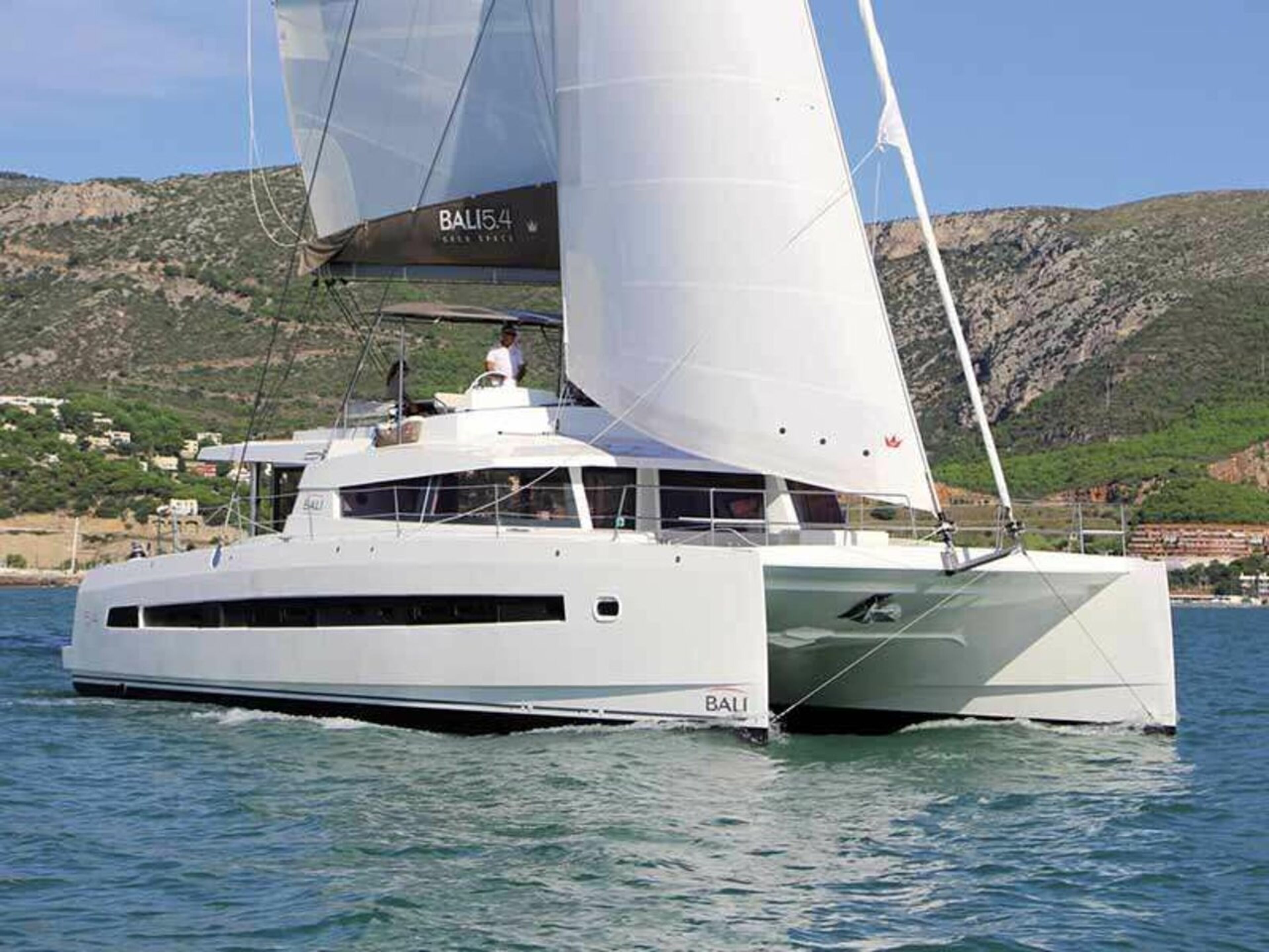Bali 5.4 - 5 + 2 cab Elena
