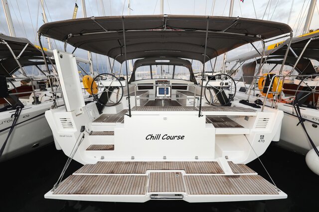 Dufour 470 - 5 cab. Chill Course