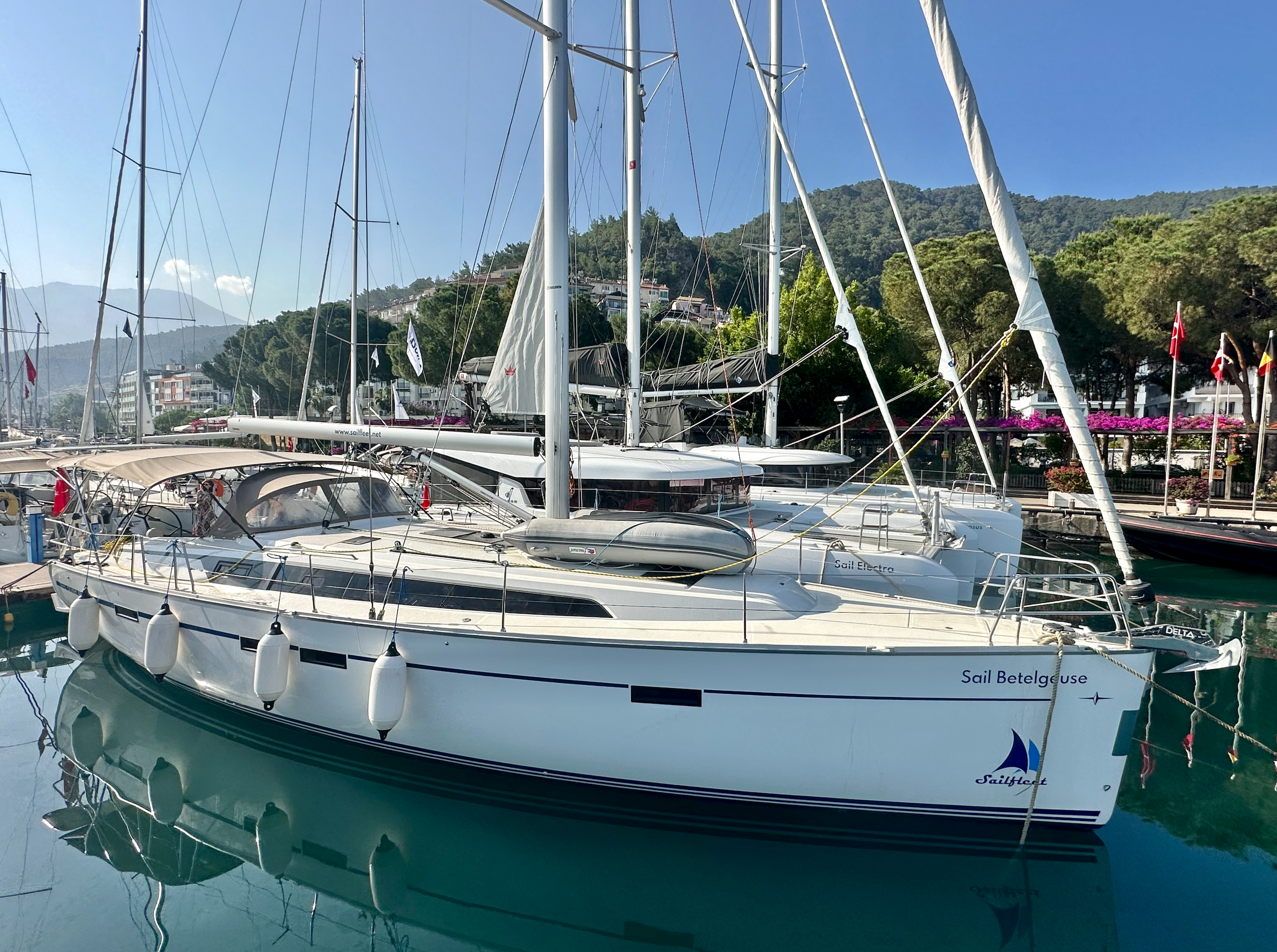 Bavaria Cruiser 46 - 4 cab. Sail Betelgeuse