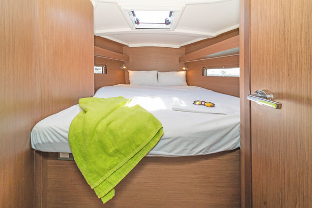 Oceanis 40.1 Roza