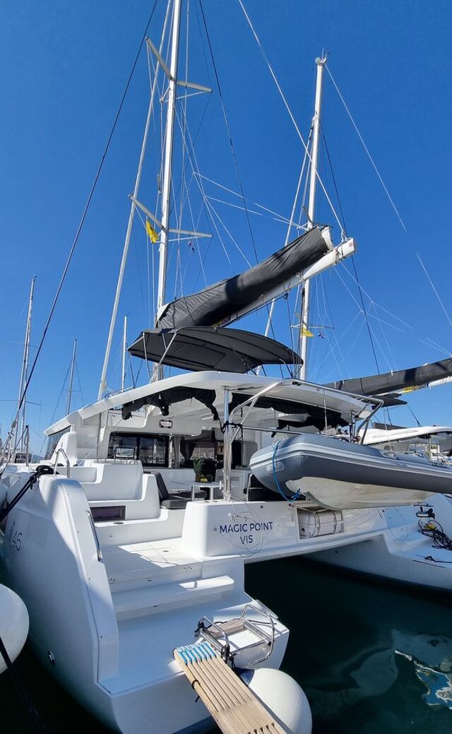 Lagoon 46 - 4 + 2 cab. Magic Point