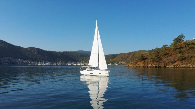 Dufour 390 La Luz