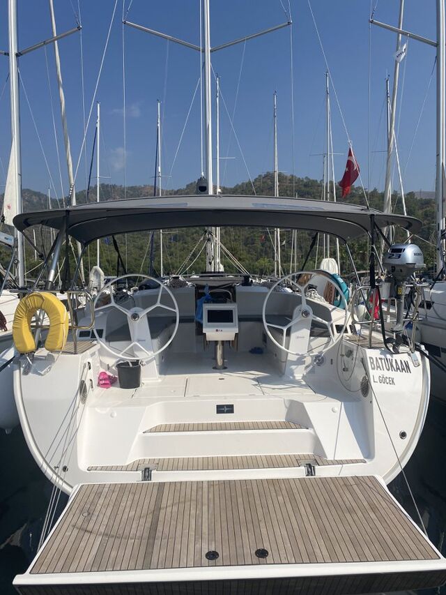 Bavaria Cruiser 46 - 4 cab. Batukaan