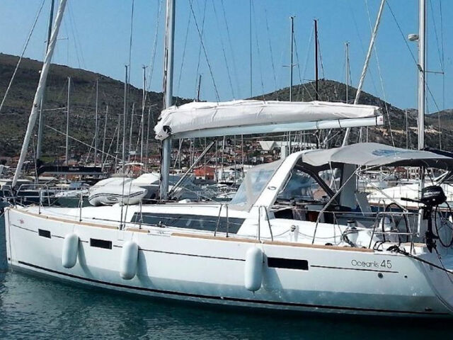 Oceanis 45 - 4 cab. Pomerol