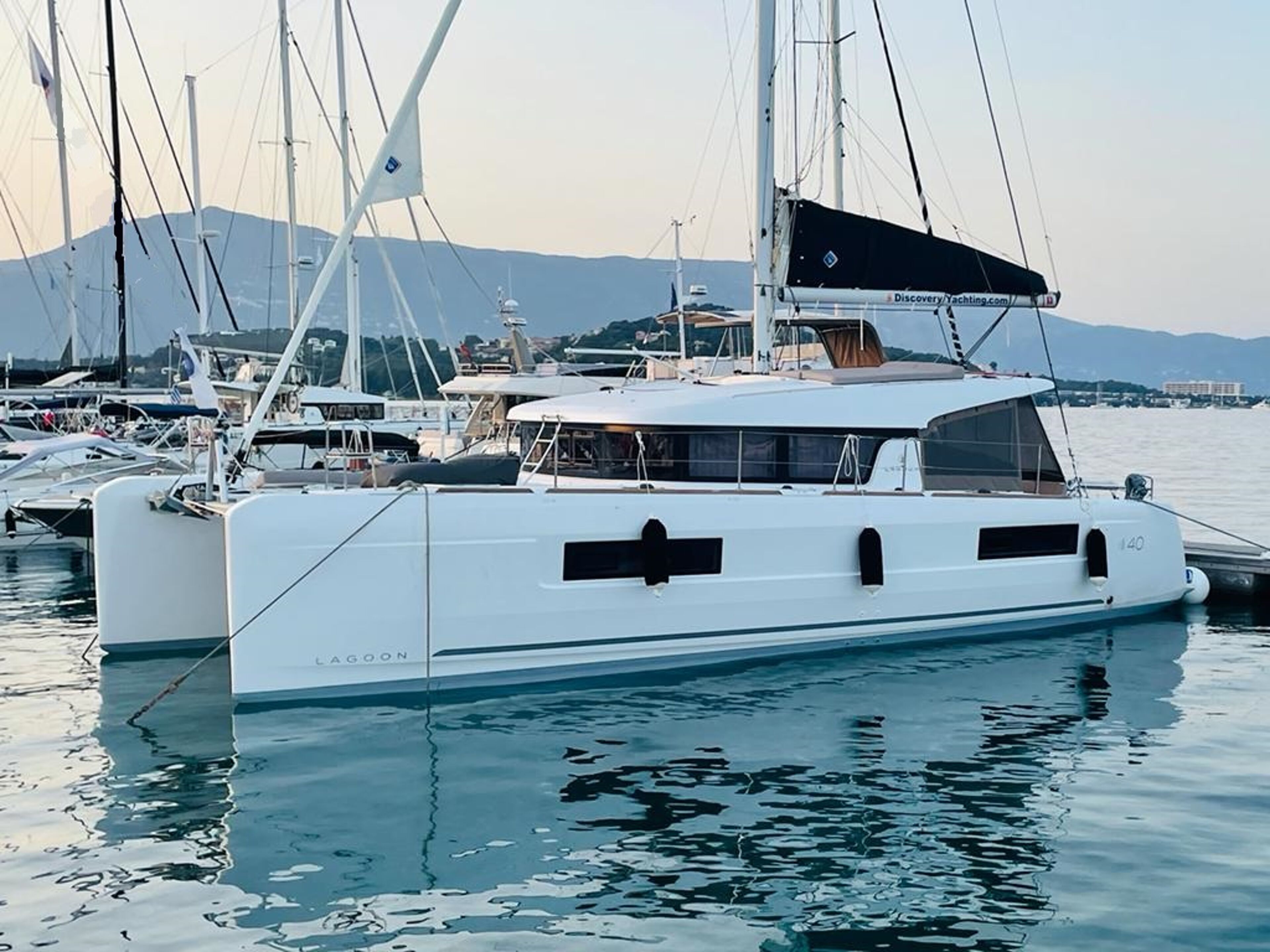 Lagoon 40 - 4 + 2 cab Fratelli
