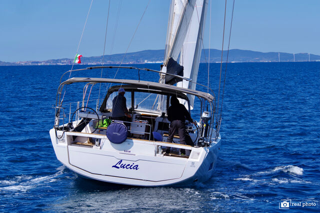 Dufour 470 - 5 + 1 cab. Lucia