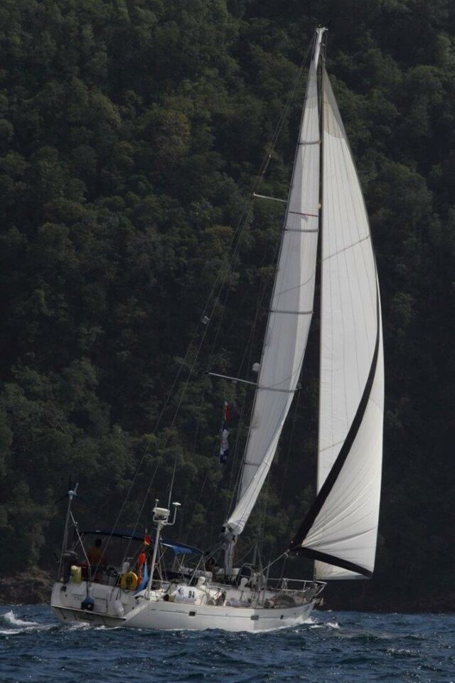 Beneteau 50 - 3 + 1 cab. Tetina
