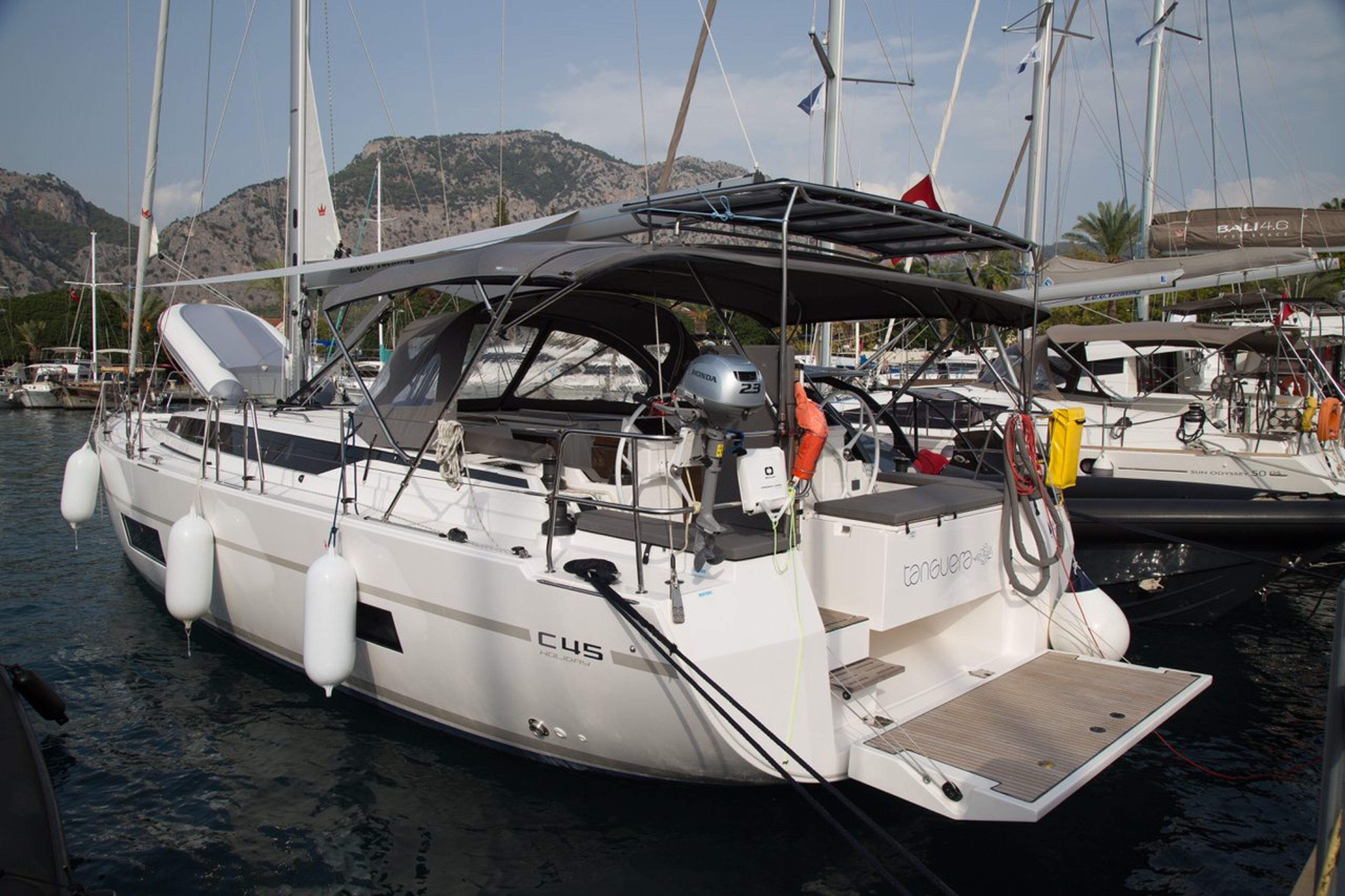 Bavaria C45 - 3 cab. Tanguera