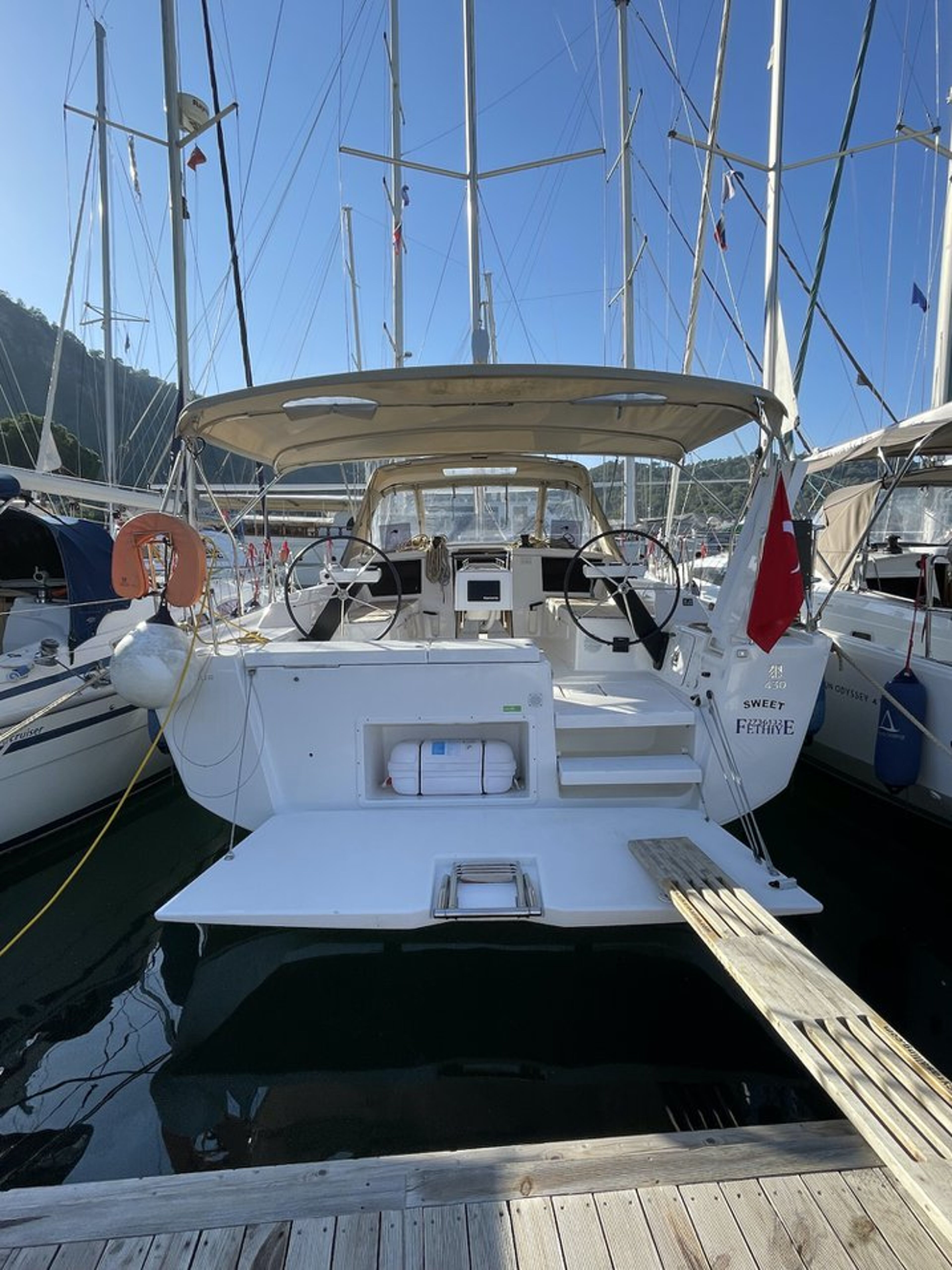 Dufour 430 GL Sweet