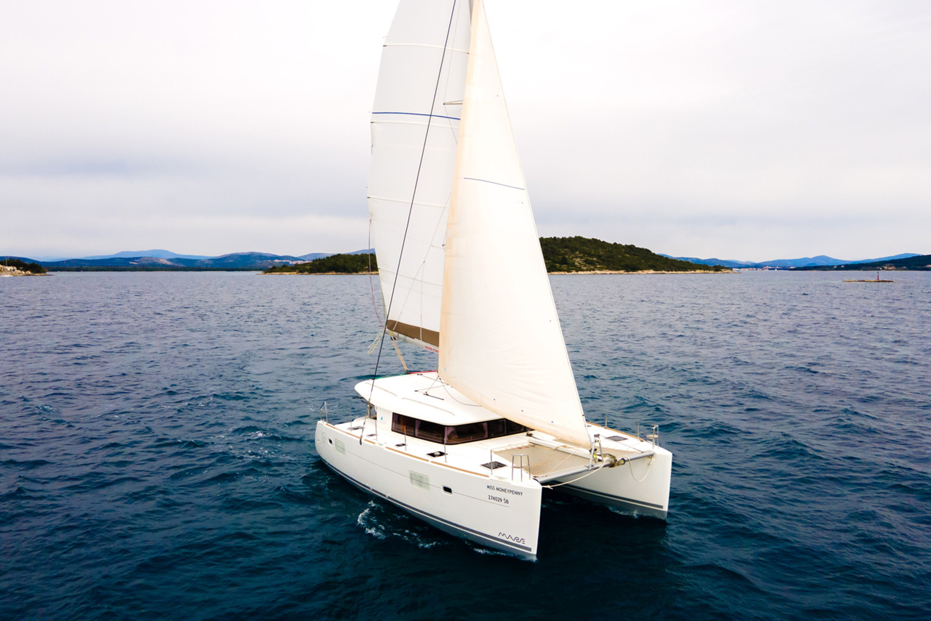 Lagoon 400 S2 - 4 + 2 cab. Miss Moneypenny