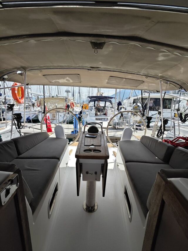 Bavaria Cruiser 37 - 3 cab. Almira