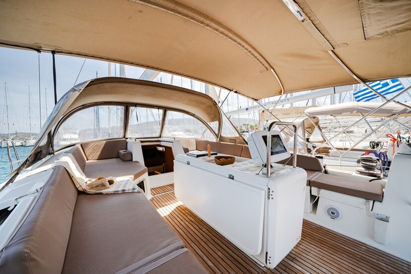 Jeanneau 54 - 5 + 1 cab. Celena IV