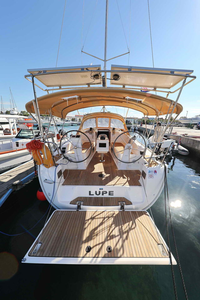 Bavaria Cruiser 37 - 3 cab. ECONOMY