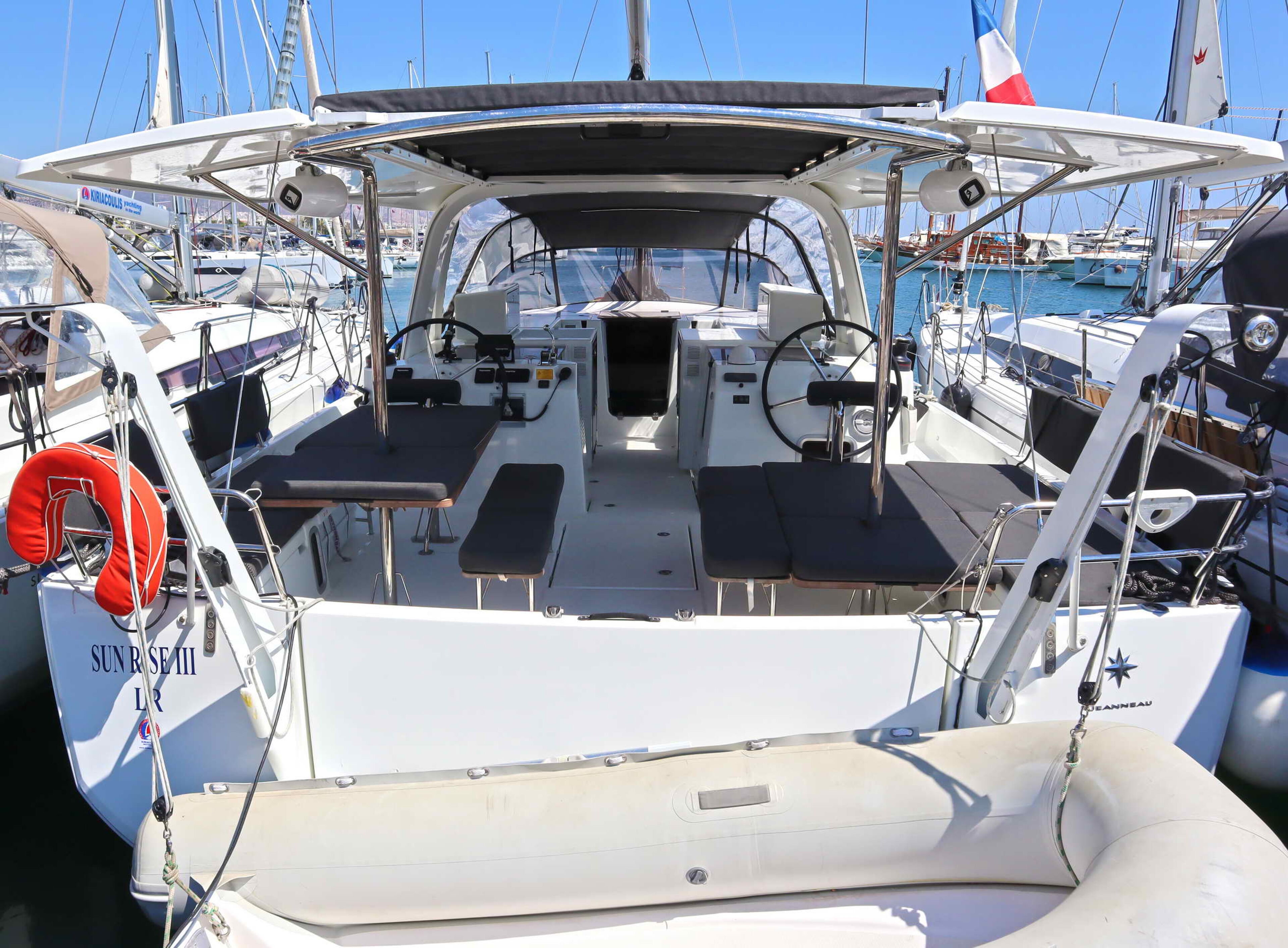 Sun Loft 47 - 6 + 1 cab. CLASS+