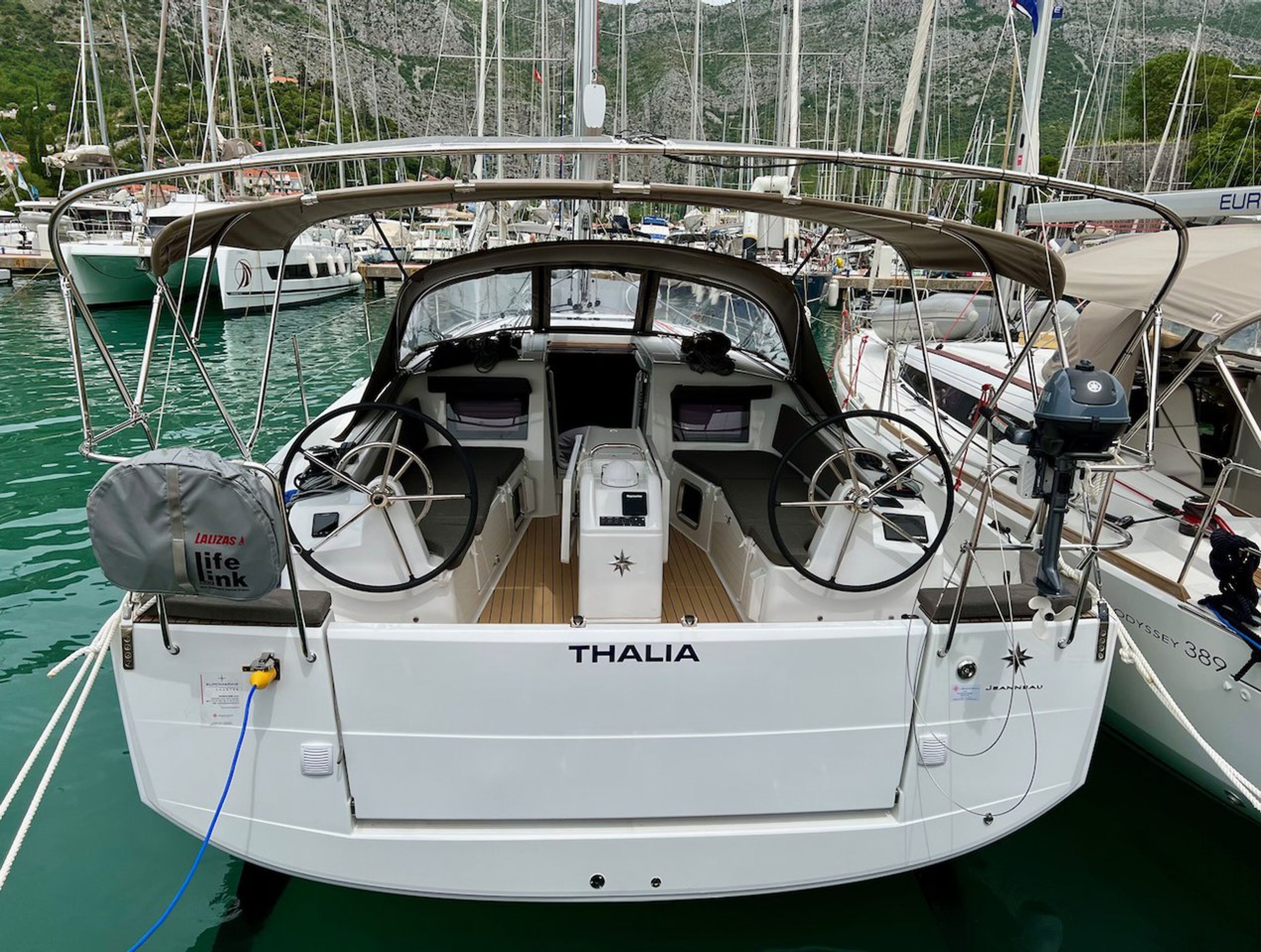 Sun Odyssey 410 - 3 cab. Thalia