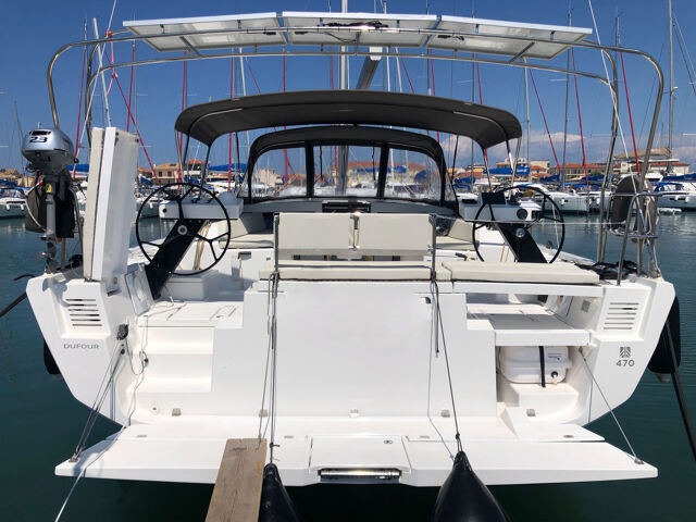 Dufour 470 - 4 + 1 cab. Emphasis