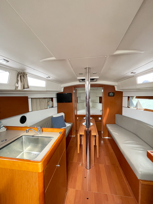 Oceanis 35.1 Caroline