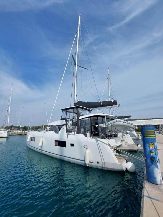 Lagoon 42 - 4 + 2 cab. Dalmatia Sunrise