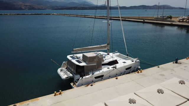 Fountaine Pajot Astrea 42 - 4 + 2 cab. Nostos