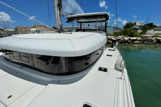 Lagoon 42 - 4 + 2 cab. Sybaris