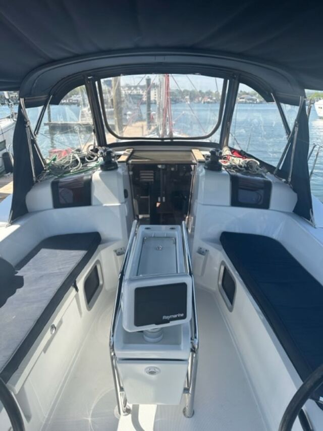 Sun Odyssey 389 39 North