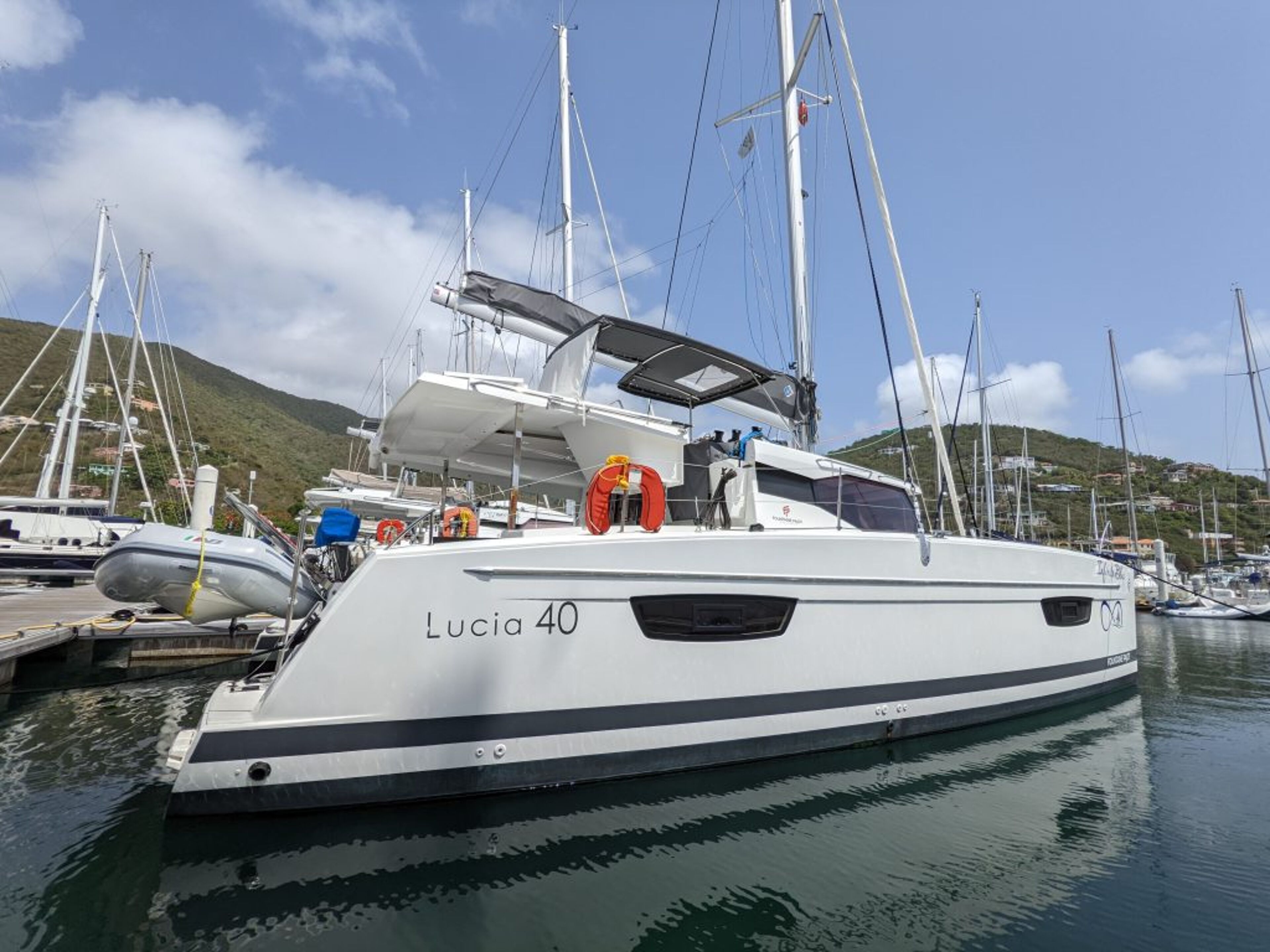 Fountaine Pajot Lucia 40 - 4 cab. Infinite Blue