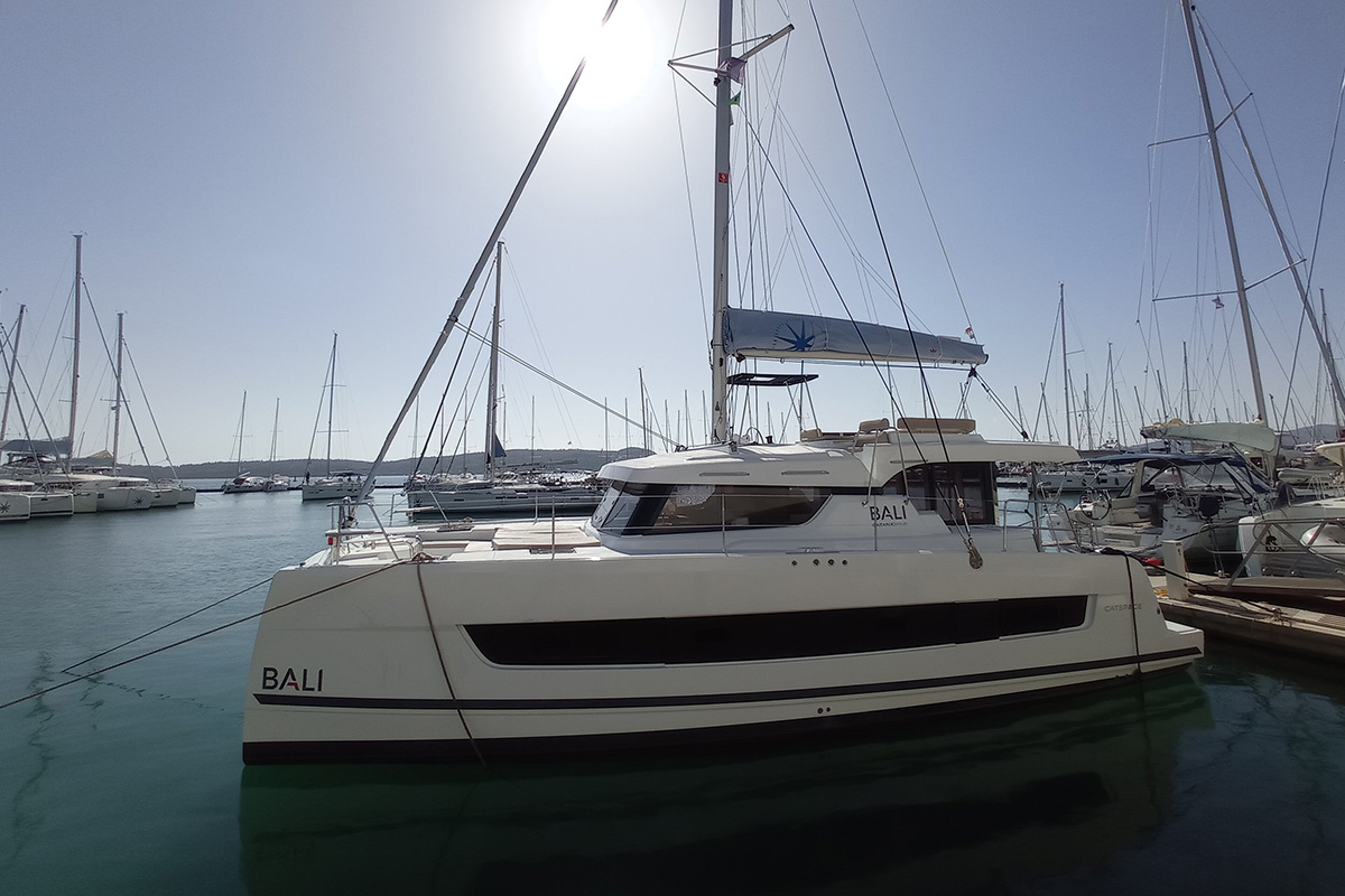Bali Catspace Sailin