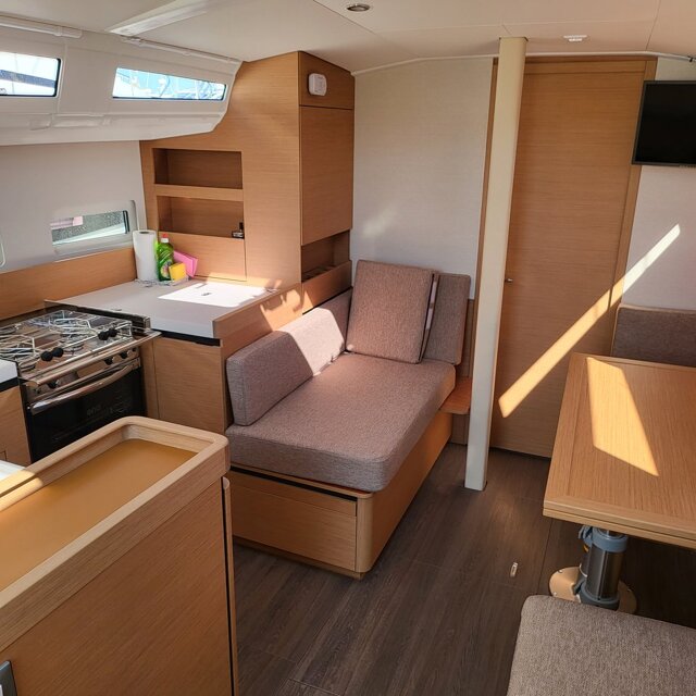 Sun Odyssey 410 - 3 cab. Freya