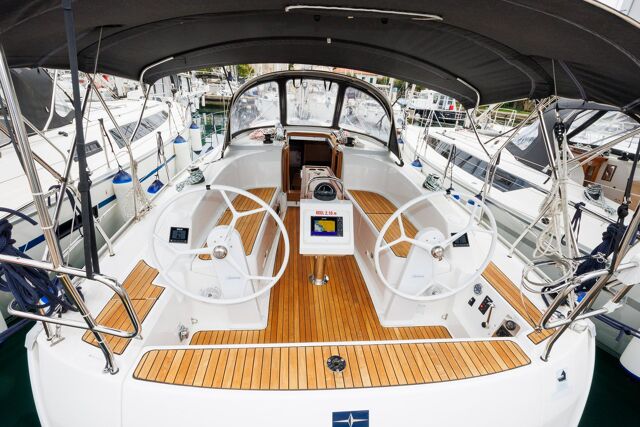 Bavaria Cruiser 34 Style - 3 cab. Roko