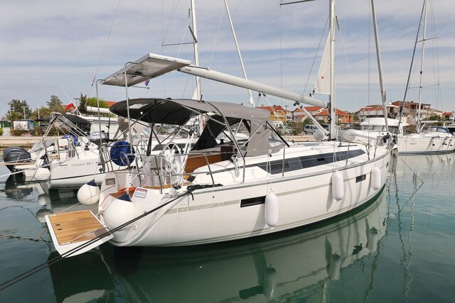 Bavaria Cruiser 37 - 3 cab. aMore