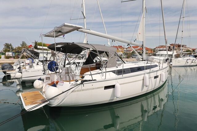 Bavaria Cruiser 37 - 3 cab. aMore