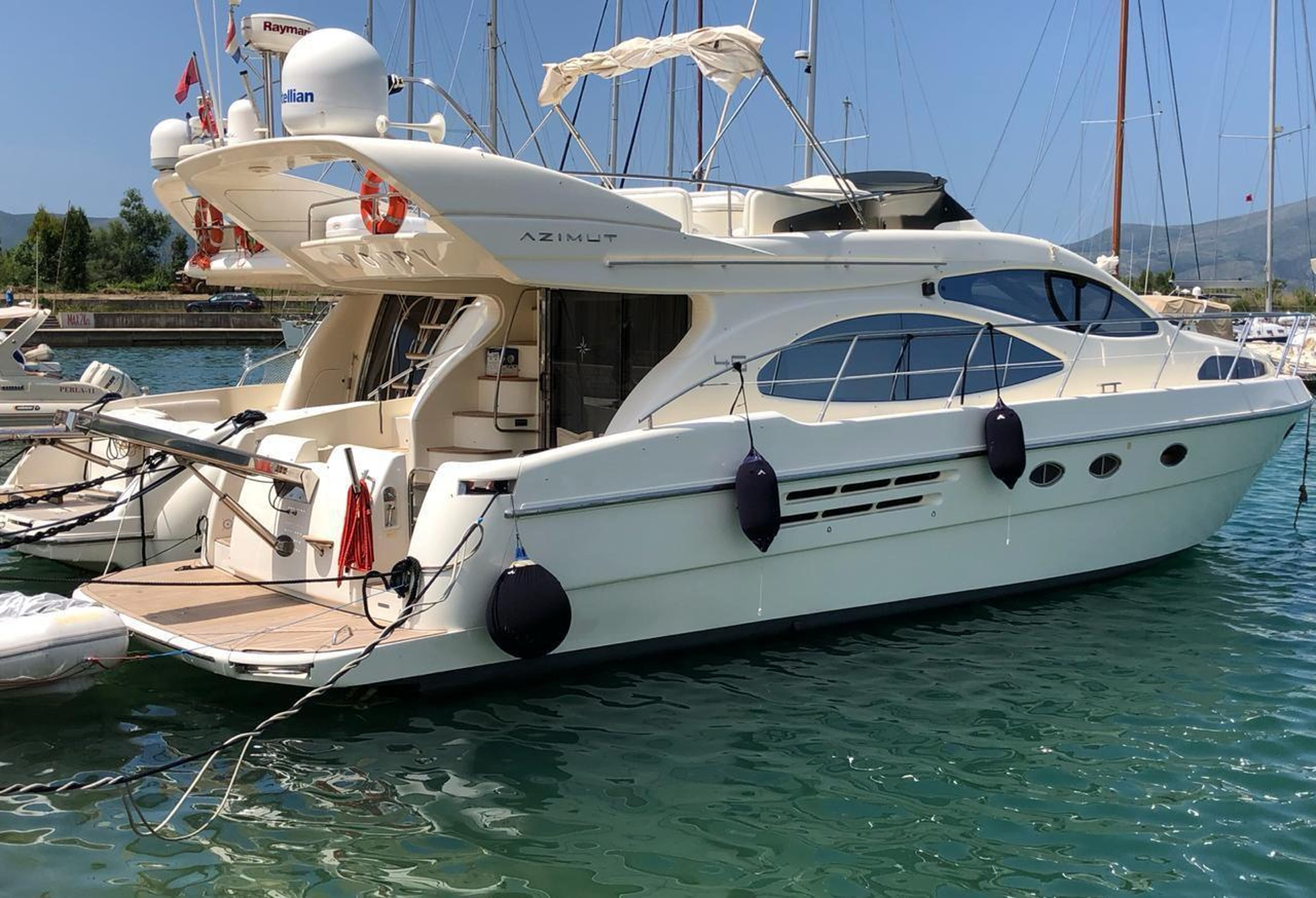 Azimut 46 - 3 cab. ECONOMY