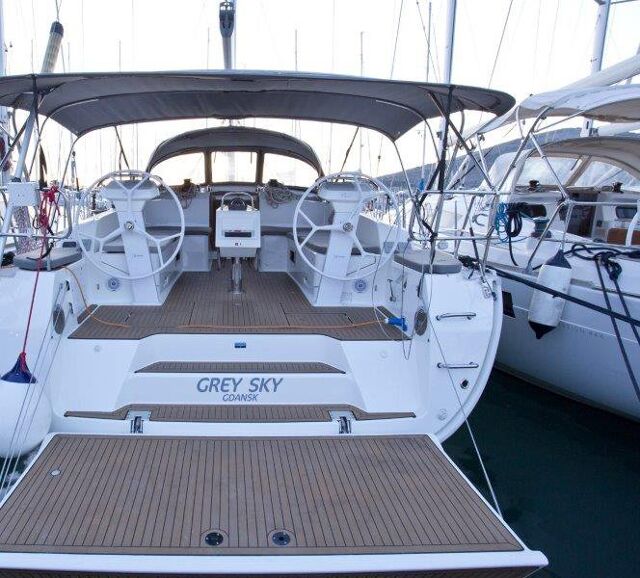 Bavaria Cruiser 46 - 4 cab. Grey Sky