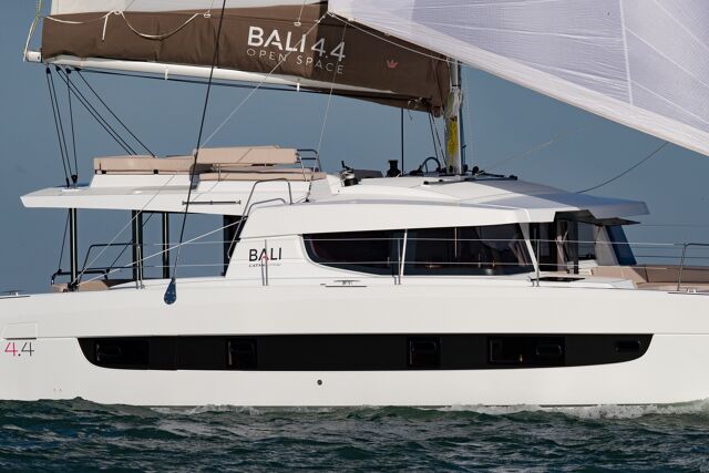 Bali 4.4 - 4 + 1 cab. Algol