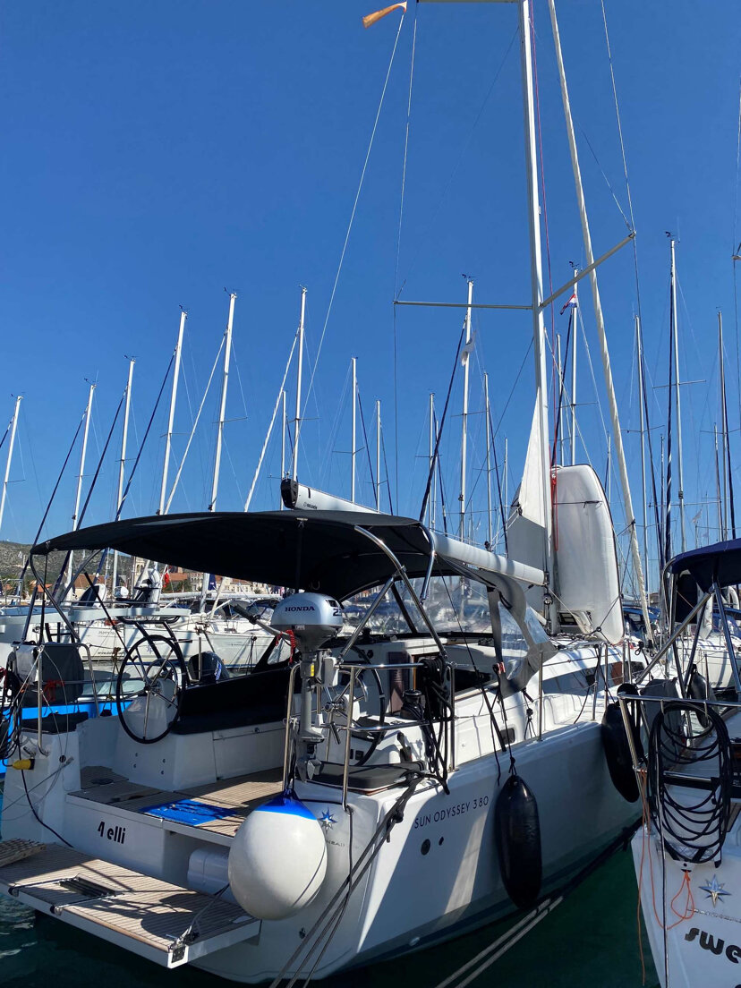 Sun Odyssey 380 - 3 cab. 4 elli