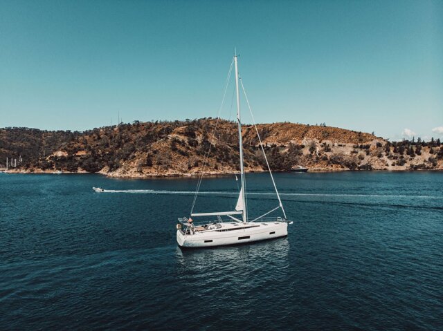 Bavaria C45 Style - 3 cab. Santa Cruz