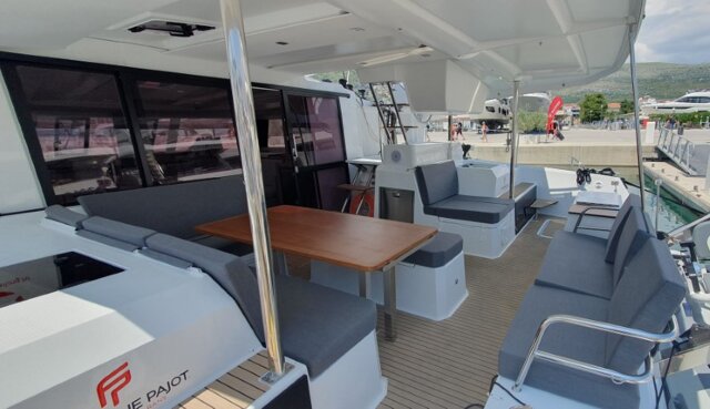 Fountaine Pajot Astrea 42 - 4 + 1 cab. Crazy Diamond