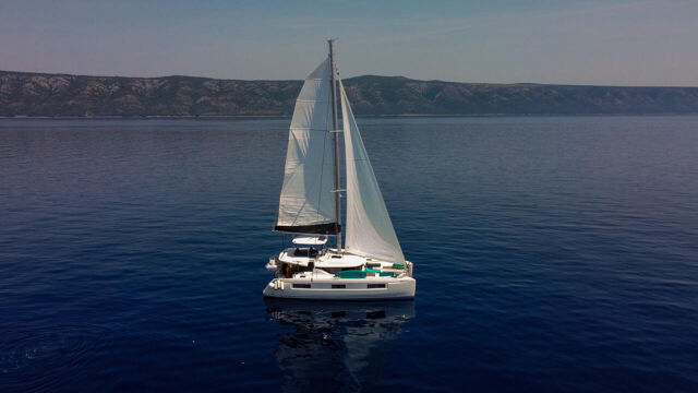 Lagoon 46 - 4 + 2 cab. Cortes