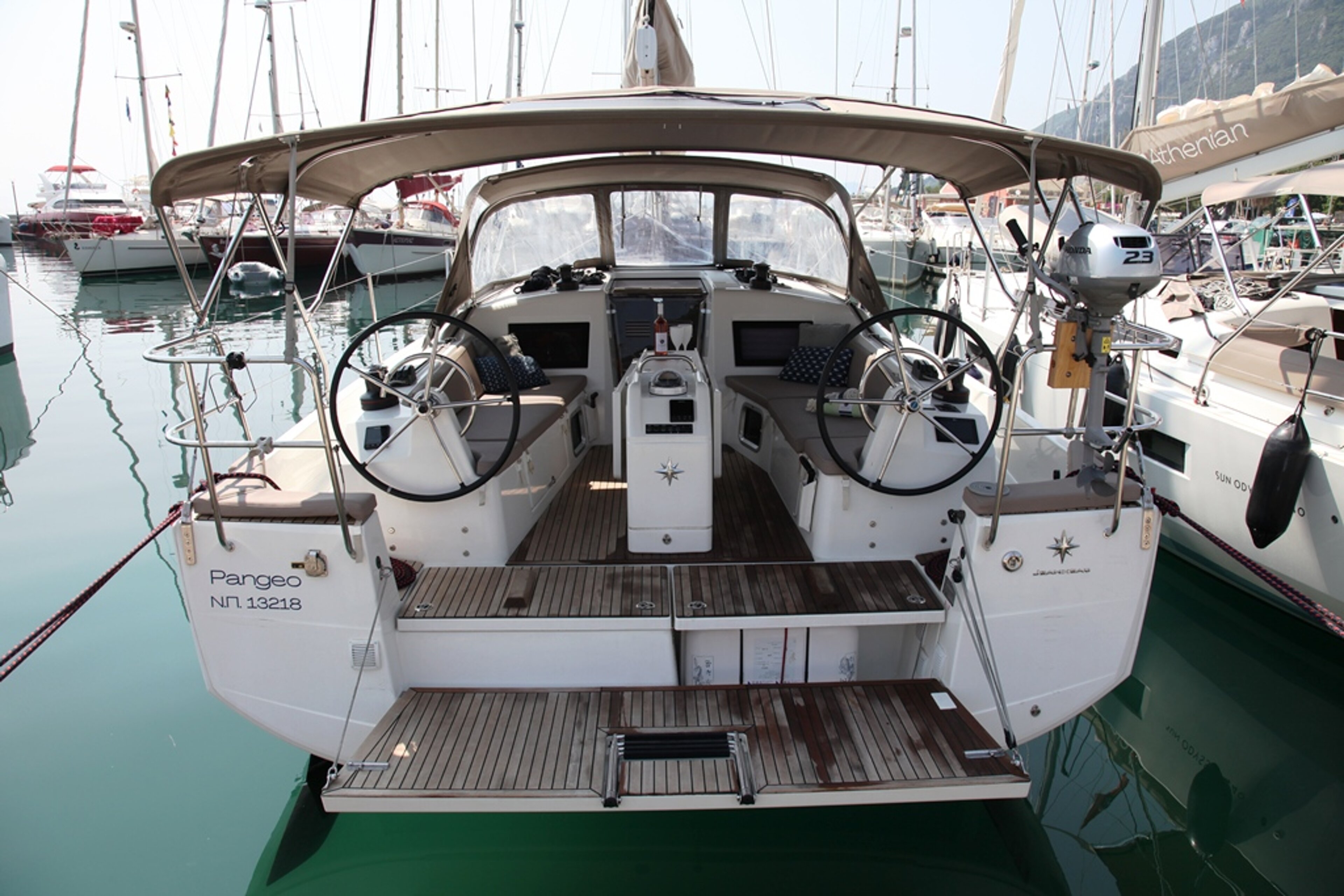 Sun Odyssey 410 - 3 cab. Pangeo