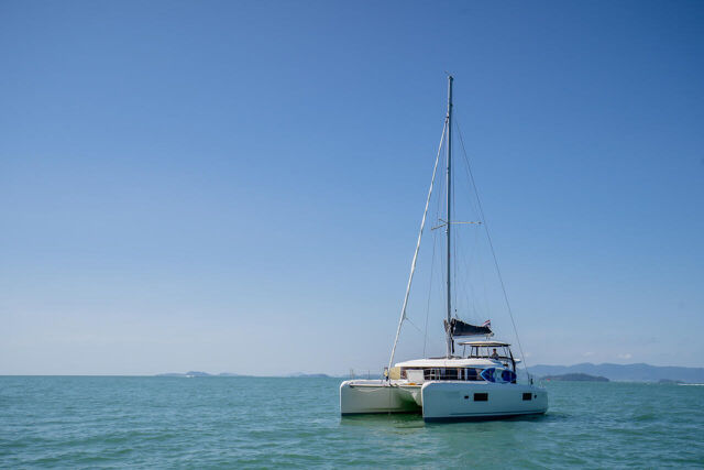 Lagoon 42 - 4 + 1 cab. Cloud Dancer